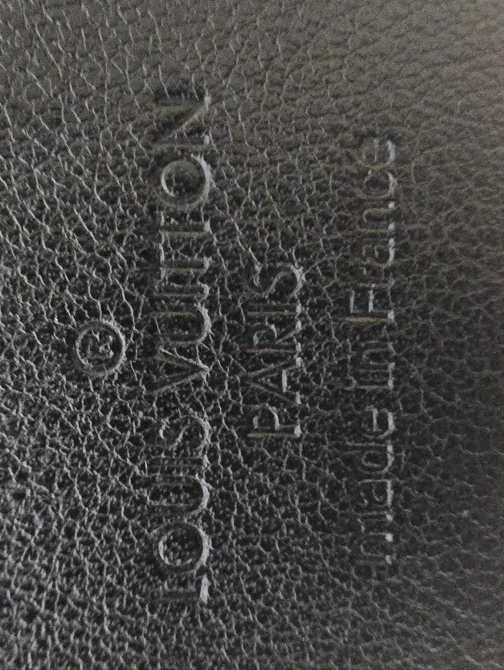 AUTHENTIC Louis Vuitton Long Wallet – Classic Flap & Clasp – Amelia Mahina-black